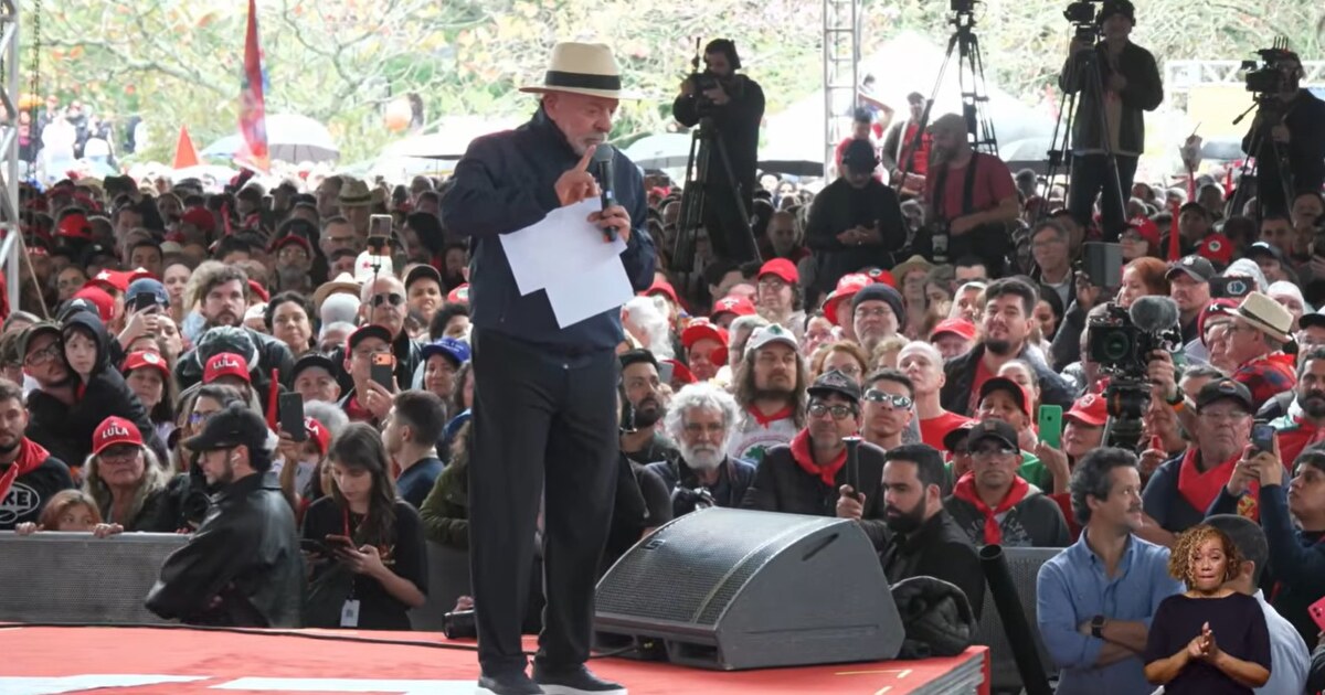 Lula promete acabar com bets em Florianópolis; medida ainda não foi apresentada