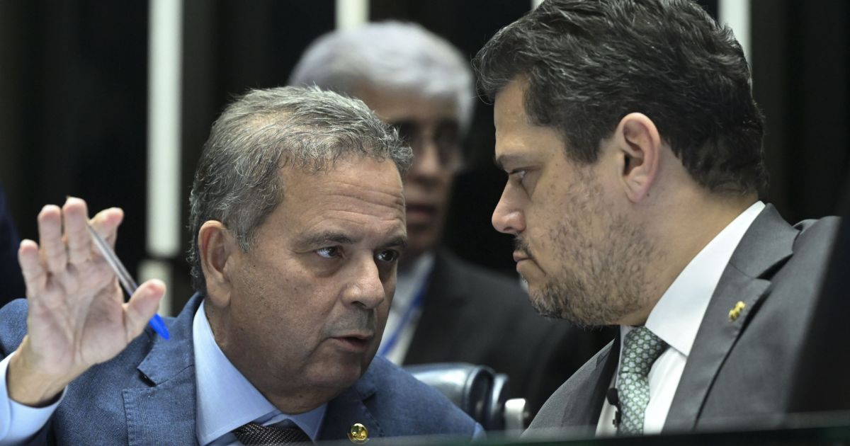 Projeto dá prazo ao Senado para decidir pedidos de impeachment e prevê recurso com 49 votos