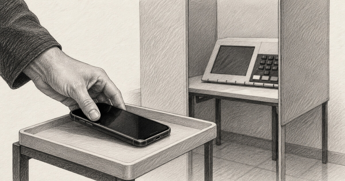 Celular deve ficar fora da cabine de votação
