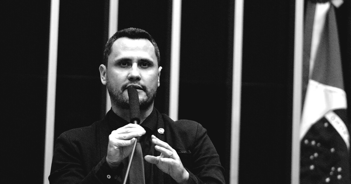 Após fala de Lula, Cleitinho diz continuar apoiando Flávio Bolsonaro