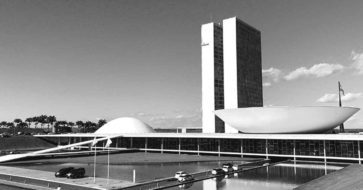 Autoridades votam pelo país; aliados de Lula e Flávio reforçam campanhas