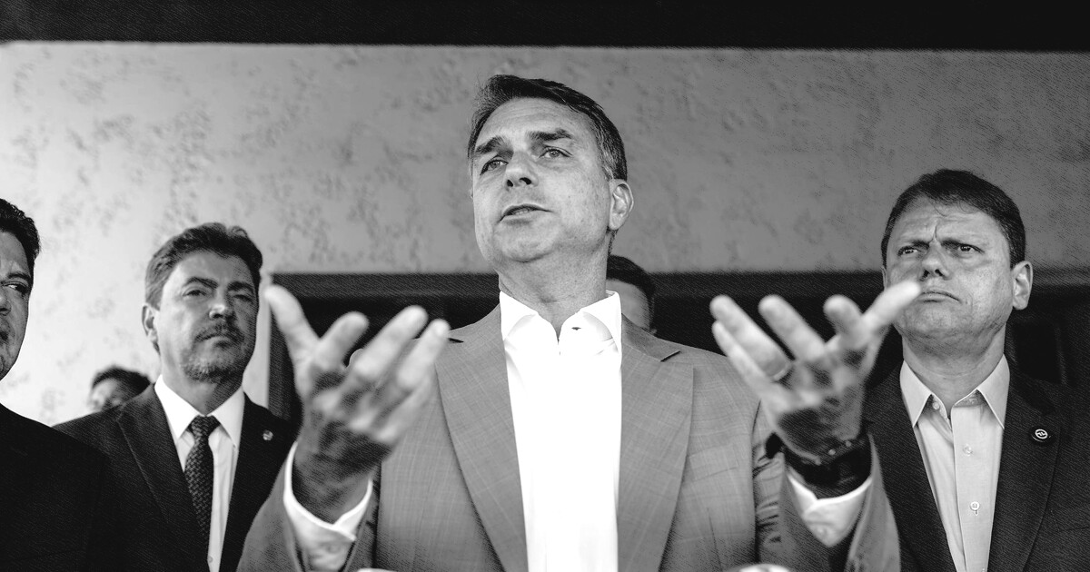 Brasília Hoje: Campanha de Flávio Bolsonaro avalia ir a Aparecida no feriado de 12 de outubro