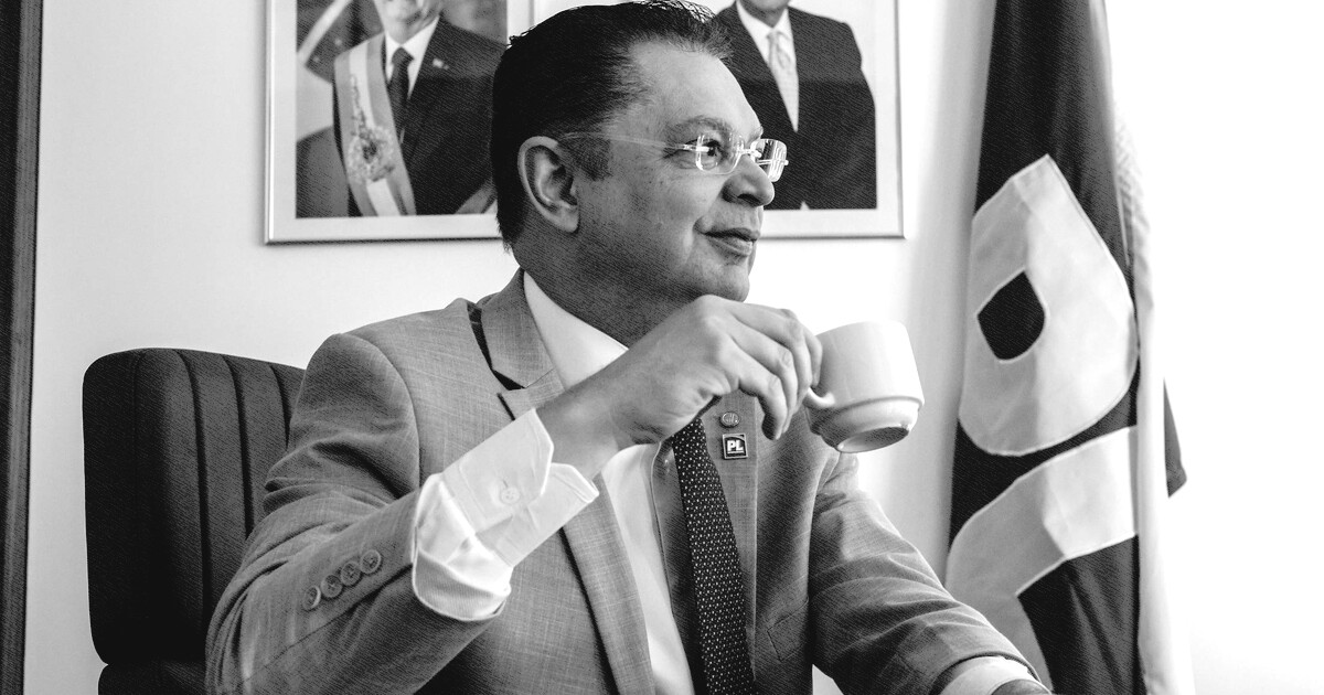 Brasília Hoje: Líder do PL desiste de disputar presidência da Câmara após derrota de Flávio Bolsonaro