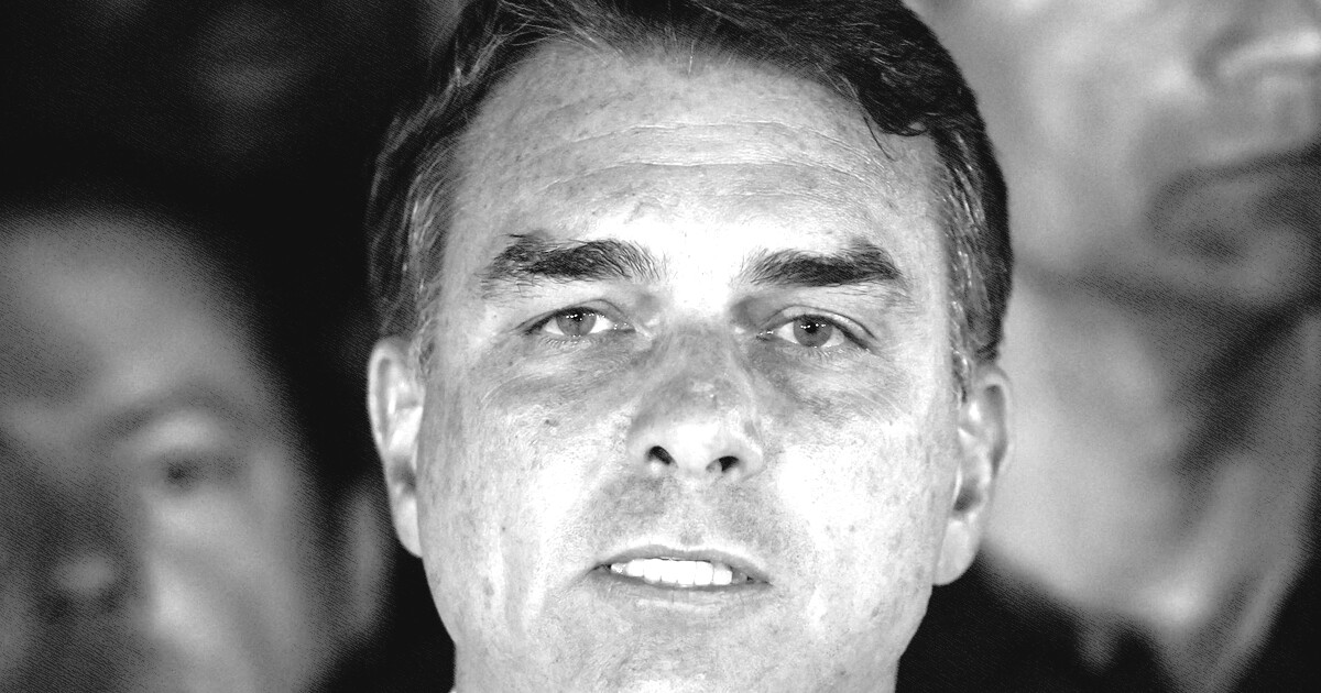 Carta de Flávio Bolsonaro mente sobre