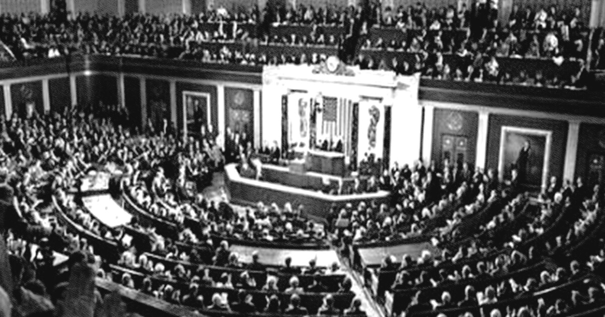 Democratas superam republicanos em arrecadação antes das eleições do Congresso | Jovem Pan