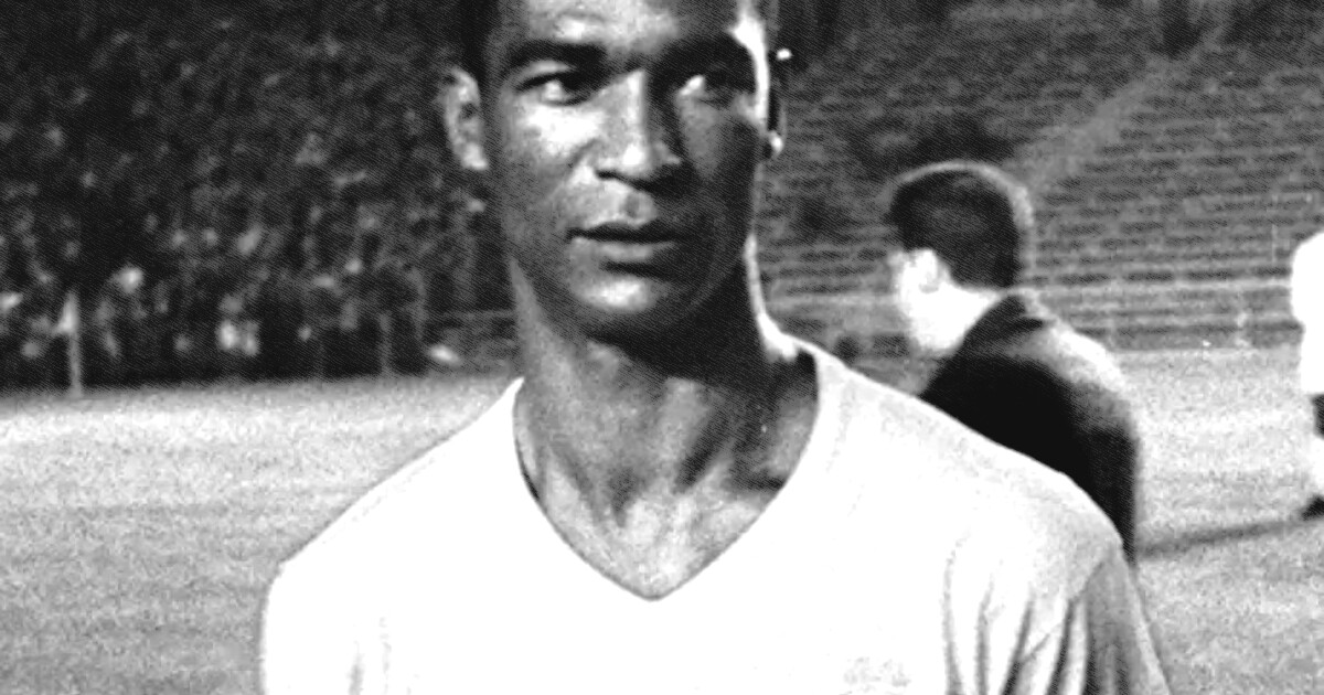 Didi ‘folha seca’, que completaria 98 anos hoje, ameaçou levar a campo a rivalidade com Di Stéfano, na Copa de 1962 | Jovem Pan