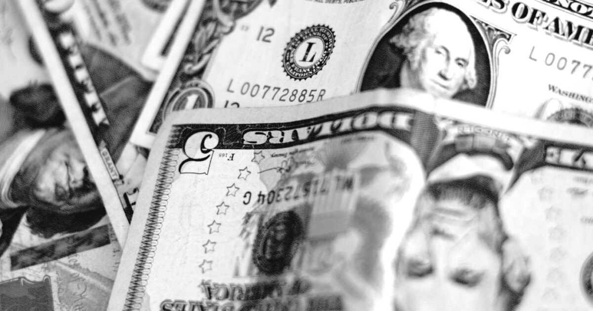 Dólar recua a R$ 5,34 após declaração do presidente do Banco Central dos EUA | Jovem Pan