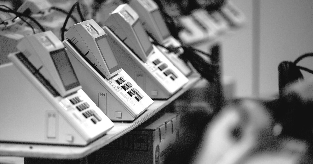 Eleição tem 1,8 milhão de votos em candidatos com registro indeferido e recurso pendente no TSE