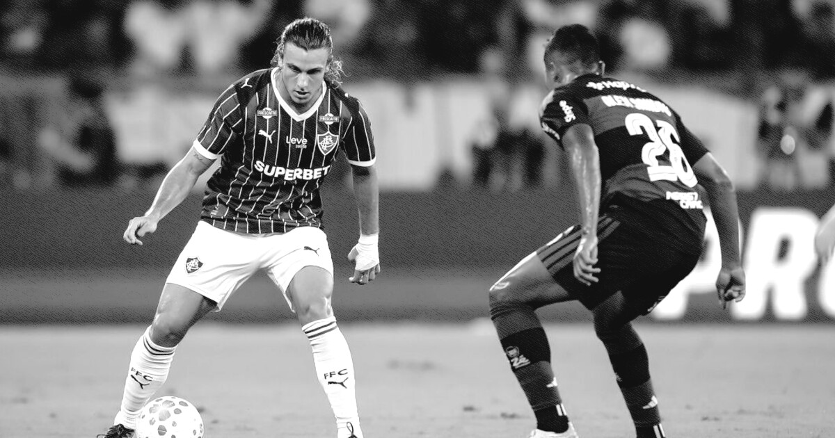 Flamengo e Fluminense duelam pelo Brasileiro de olho na Libertadores