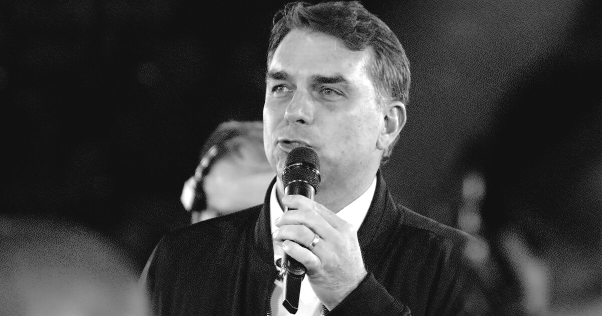 Flávio Bolsonaro é investigado em três inquéritos no STF