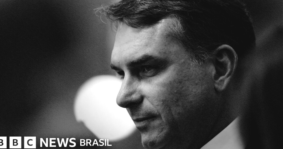 Flávio Bolsonaro: o herdeiro de Jair tenta levar o clã de volta ao Planalto - BBC News Brasil