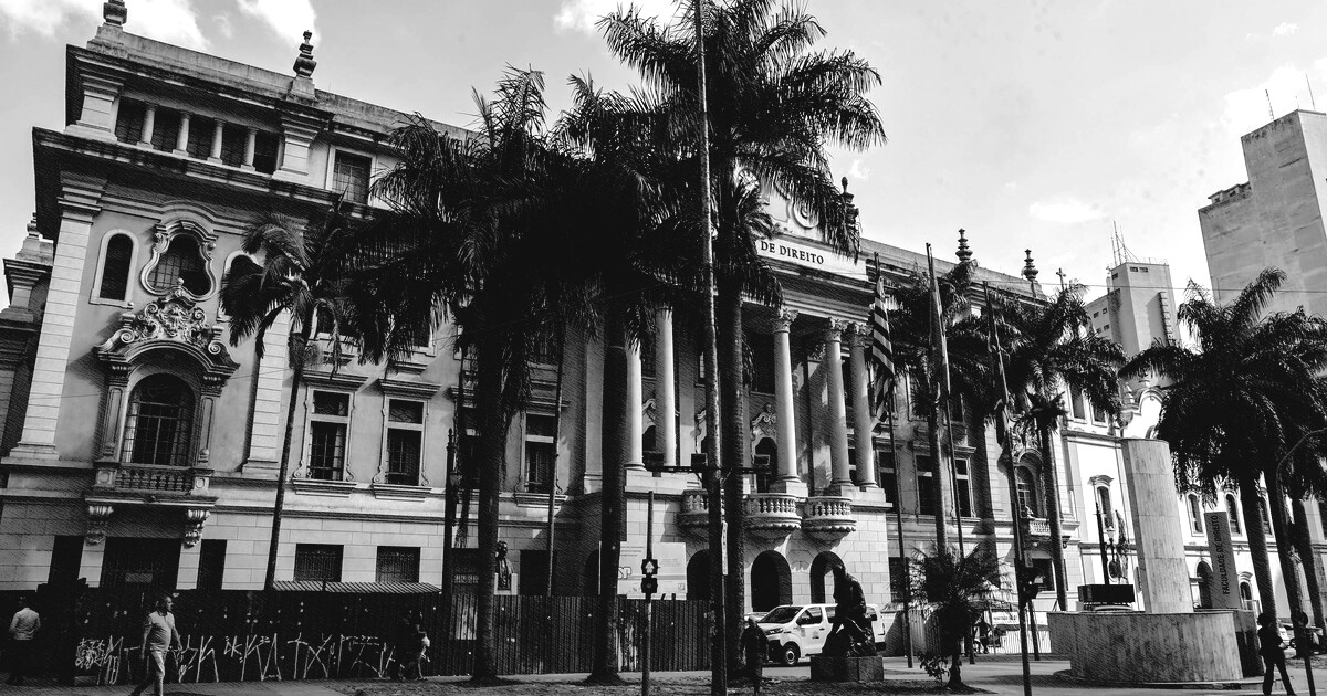 Juristas e ex-ministros do STF assinam manifesto pela Constituição e democracia