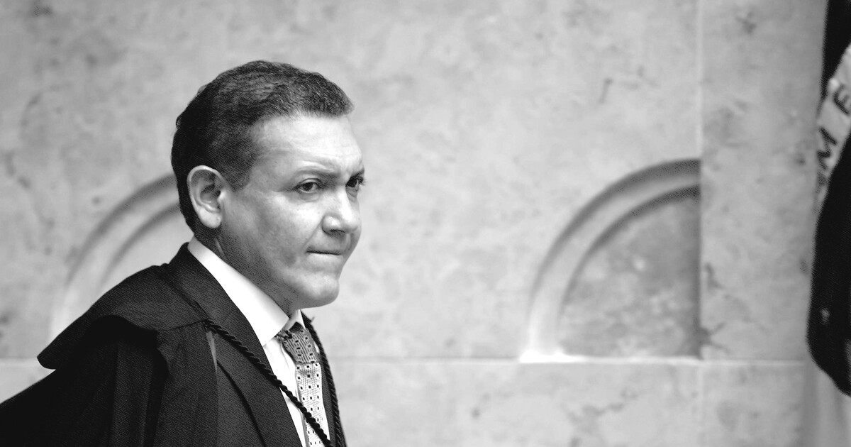 Kassio e Mendonça fizeram minuta para vetar canais políticos de WhatsApp antes do 2º turno; chefe do TSE descarta medida