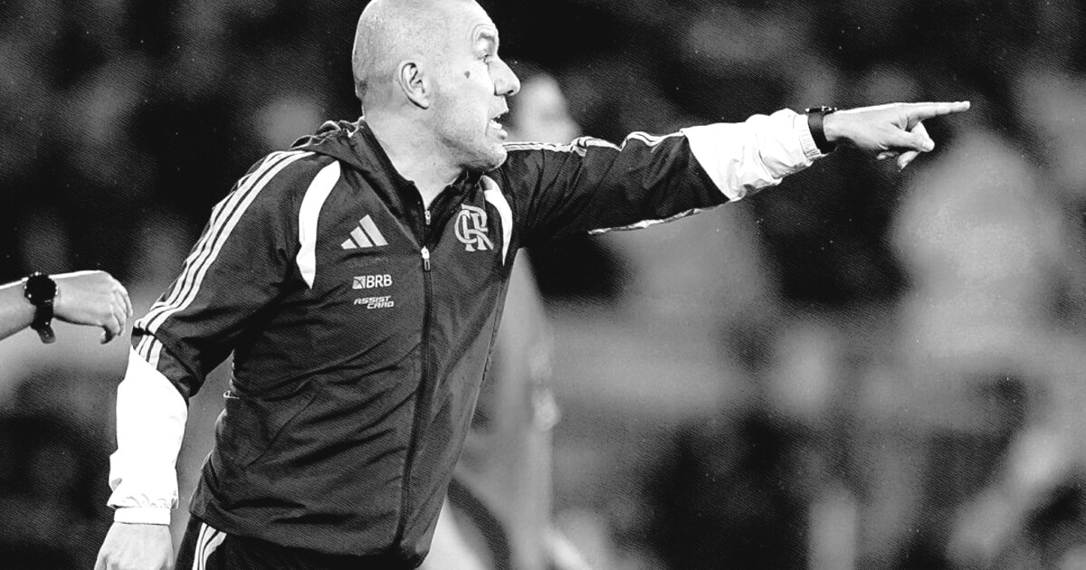 Leonardo Jardim destaca motivação do Flamengo no Brasileiro após "luto"