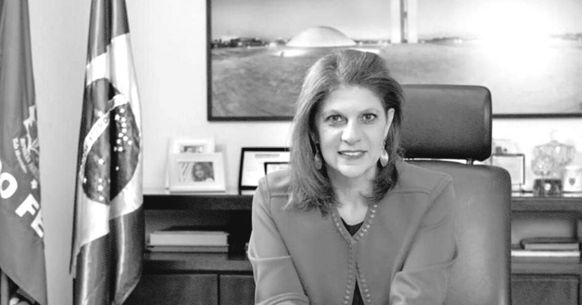 Liderança feminina enfrenta barreira estrutural, diz diretora do Senado