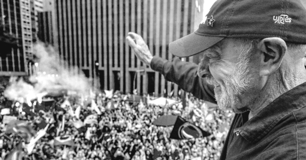 Lula diz que deve eventual vitória ao "exército" da democracia