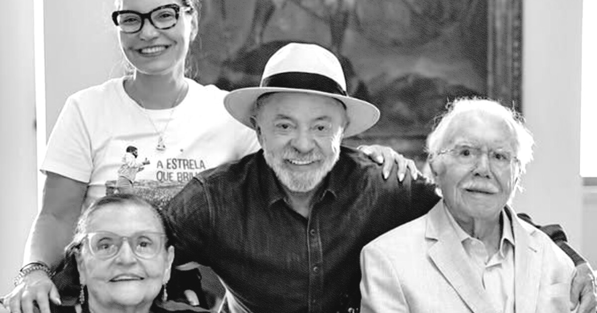 Lula liga para Sarney e agradece apoio à reeleição