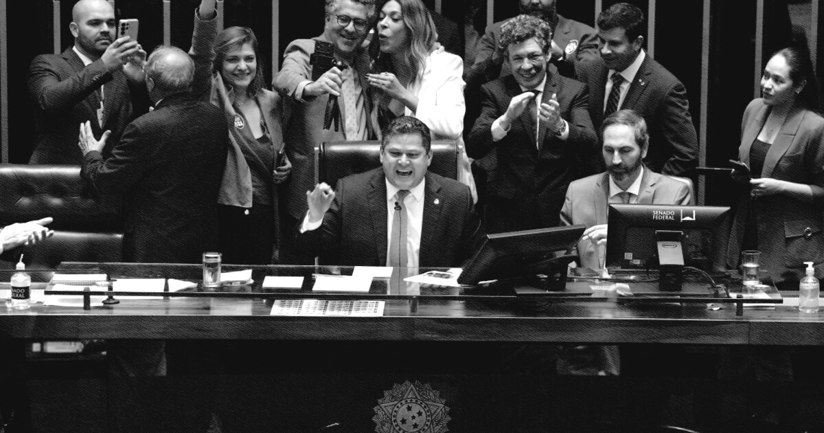 Mídia internacional destaca vitória de Lula com o fim da escala 6 X 1