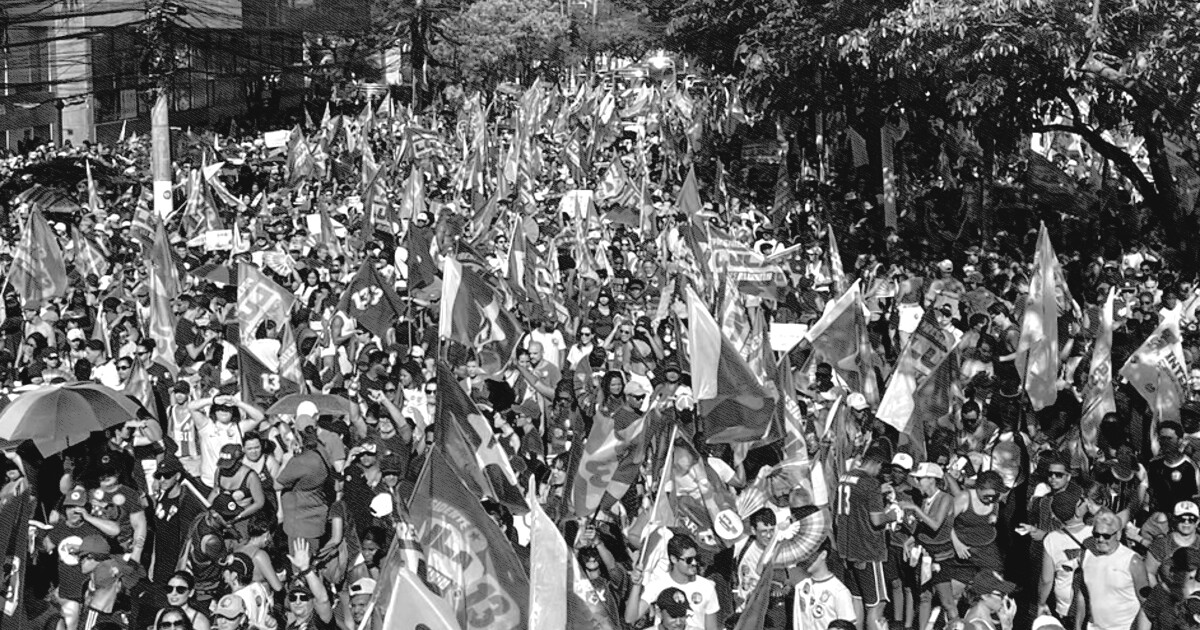 Milhares de pessoas tomam a Terceira Ponte em ato pró-Lula em Vitória - Século Diário
