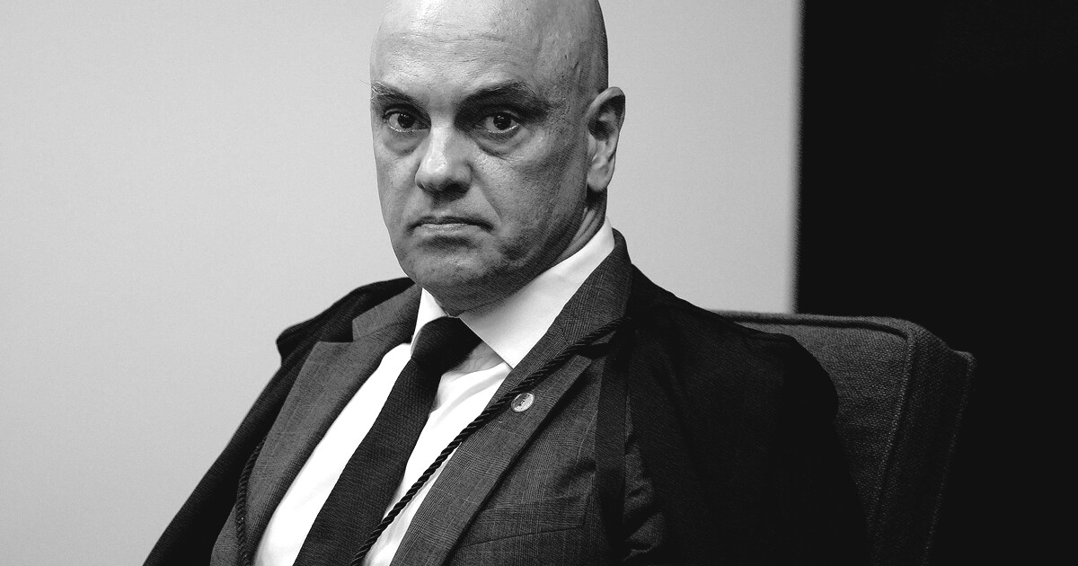 Moraes manda PGR se manifestar sobre pedido de Bolsonaro para liberar visitas de Flávio