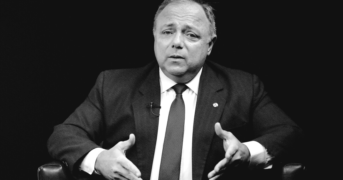 Pazuello fala em “novo momento” para empresários de infraestrutura