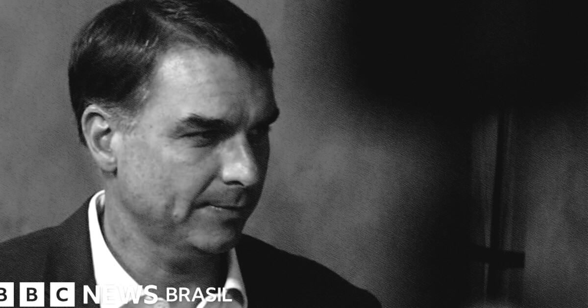 Por que Flávio Bolsonaro foi intimado a entregar os passaportes? - BBC News Brasil