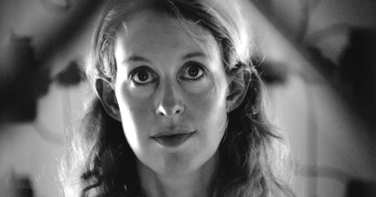 "You Can See Everything", doc de Holmes, chegará ao Brasil pela Sony