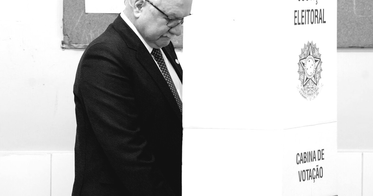 Vontade das urnas precisa ser respeitada, afirma Fachin após votar
